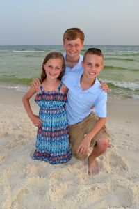 kids beach photo