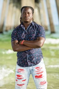 senior portraits at the beach