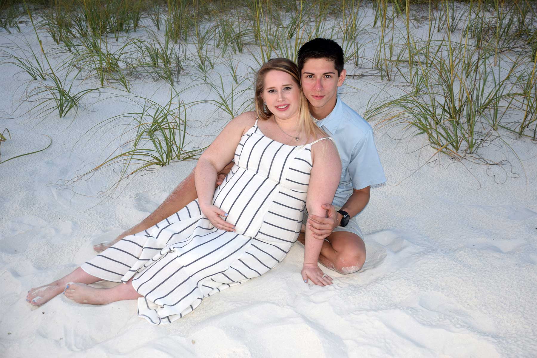 couple posing on the sand in Panama City 
