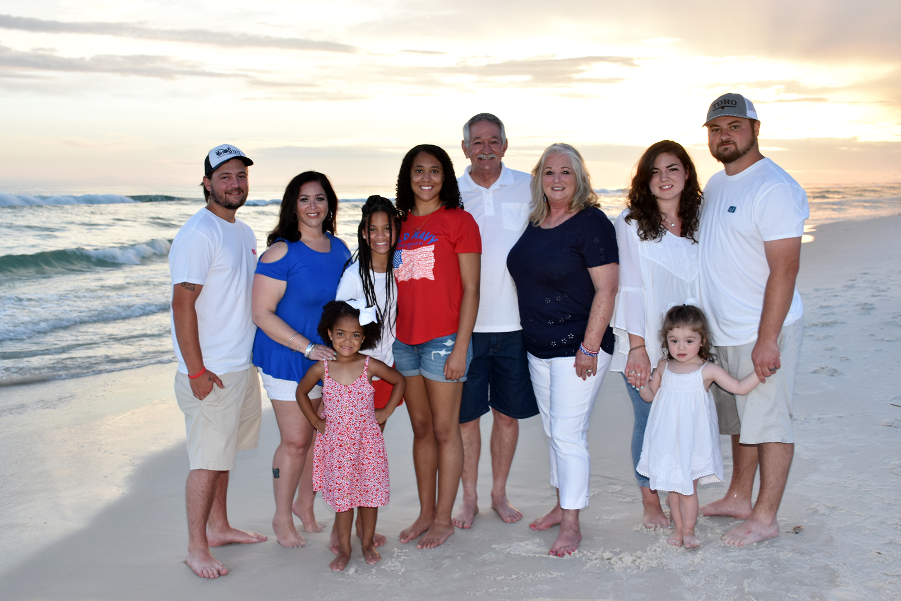 What to wear in patriotic beach photos